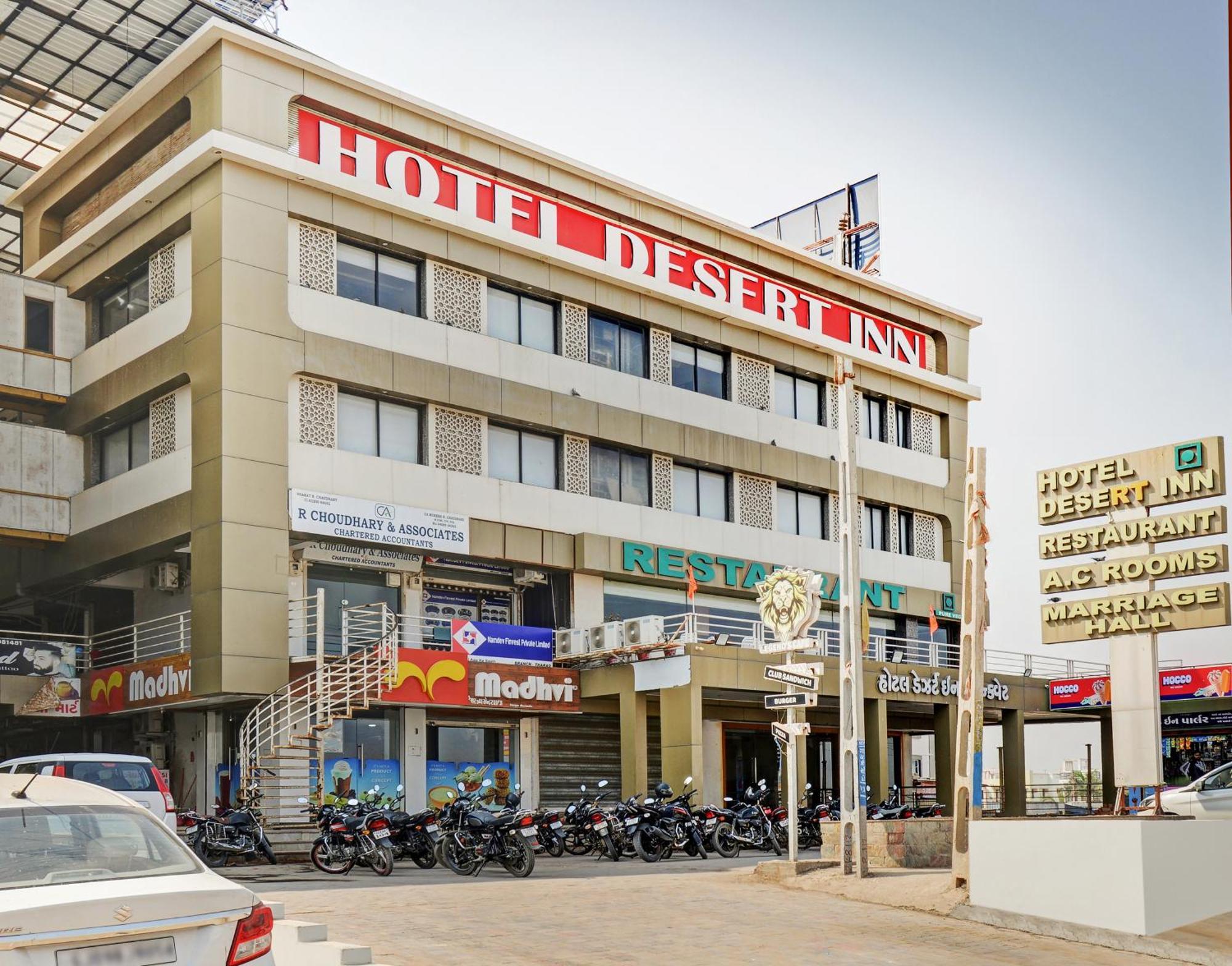Hotel Desert Inn Tharad Extérieur photo