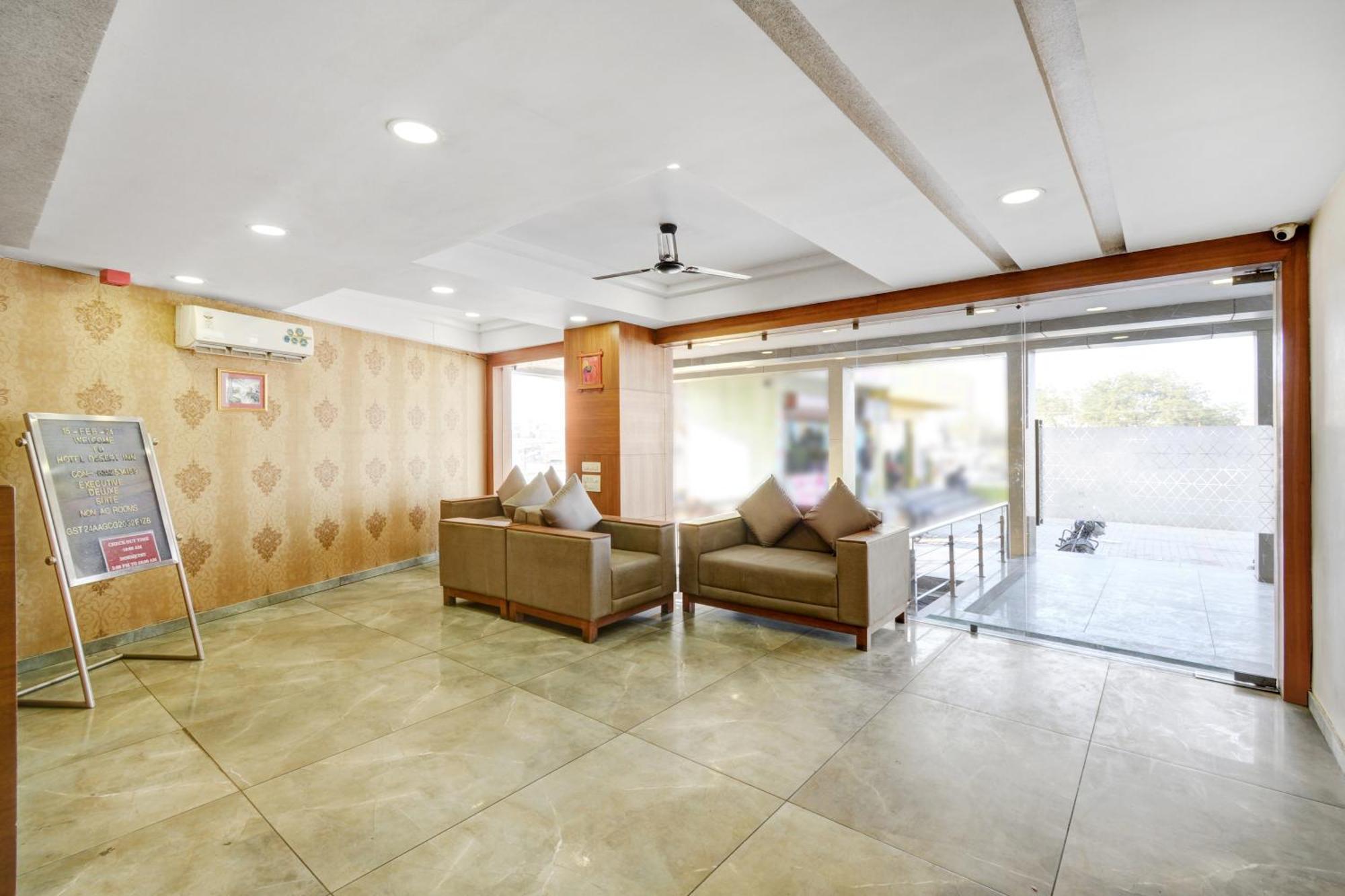Hotel Desert Inn Tharad Extérieur photo